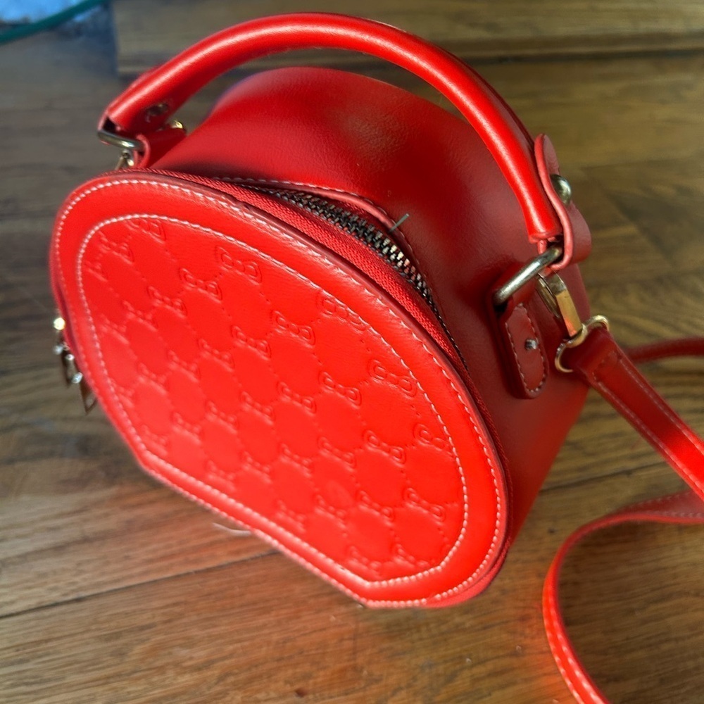 Satchel Round Red Purse. Crossbody Shoulder Adjustable Strap - Picture 3 of 11